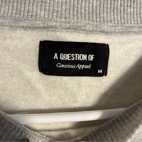 A QUESTION OF Conscious Apparel Black Sweatshirt 100% Organic Cotton Size Medium - Picture 5 of 8